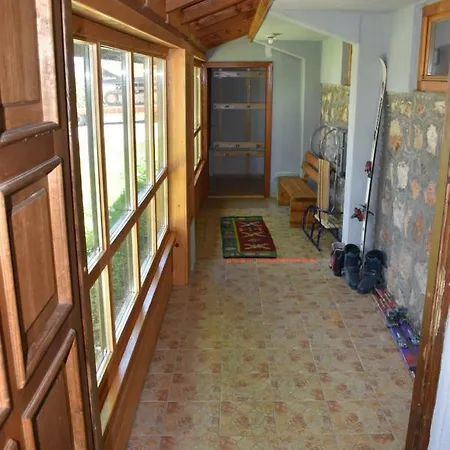 Tatil Evi Vikendica Balvaniste *